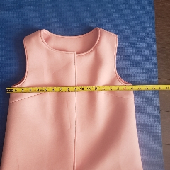 Long Colour blocked Vest - Picture 9 of 13